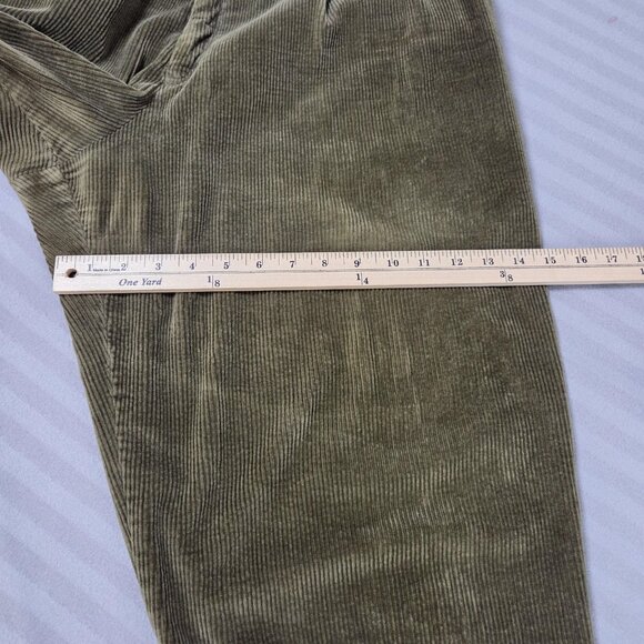 Tilley Endurables Pants Mens 38 Green Corduroy Pleated Front Made In Canada - Picture 7 of 12